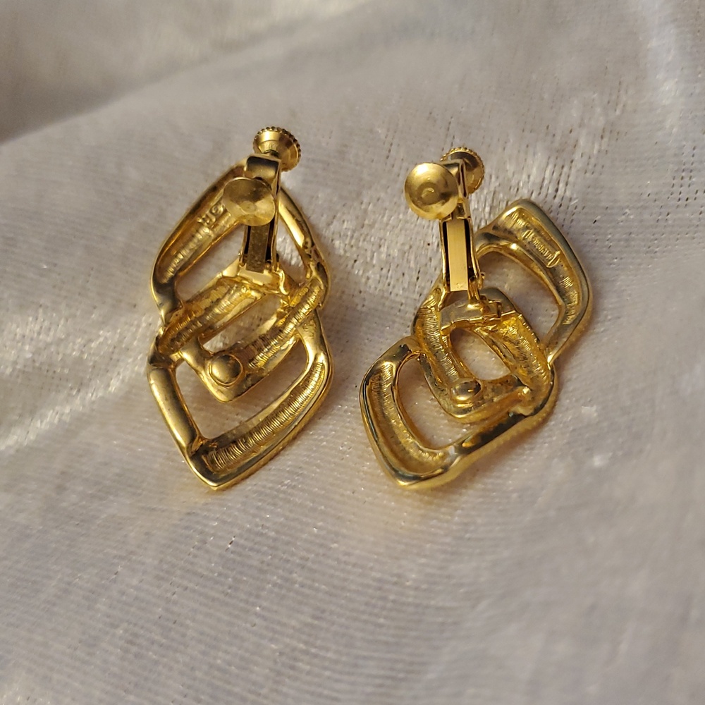 VINTAGE Signed NAPIER GOLD TONE CLIP ON Screw Back EARRINGS - Picture 5 of 6